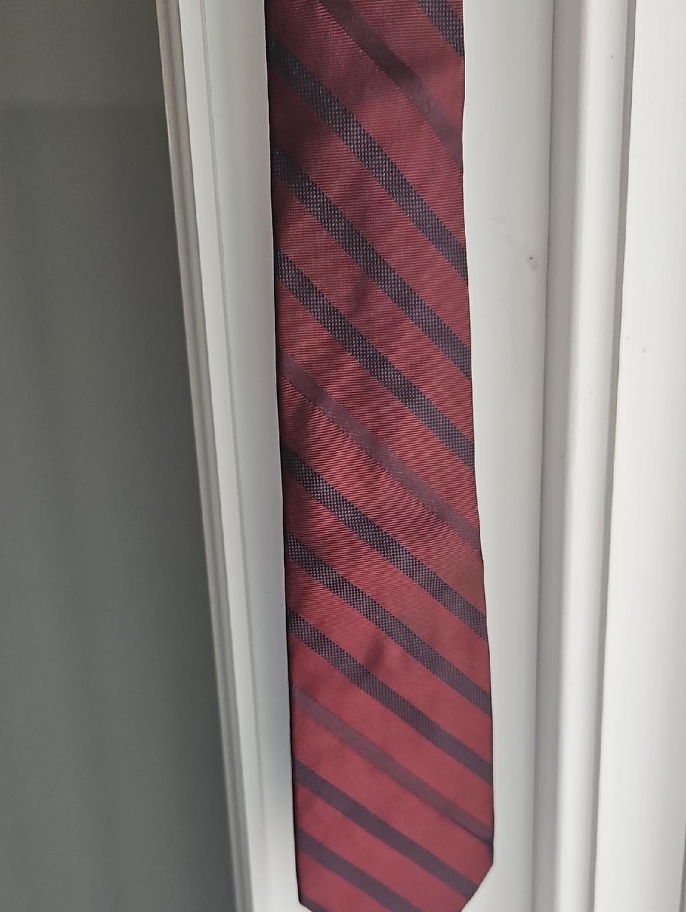 Theory Men's Burgundy and Navy Diagonal Stripe Tie